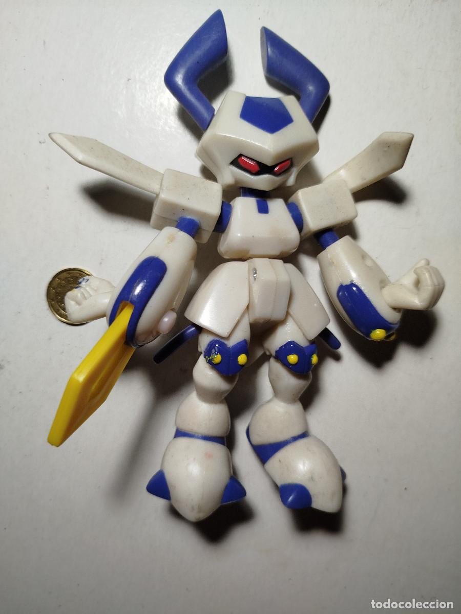 Juguetes antiguos y juegos de colecci&oacute;n: Figura robot Medabots a&ntilde;os 90