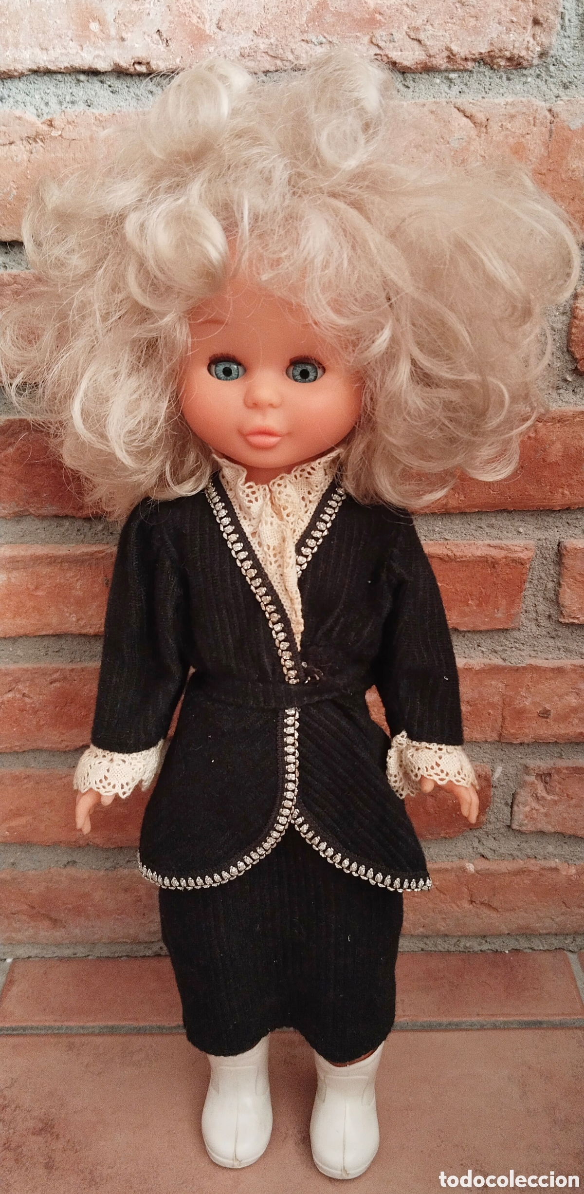 Altes Spielzeug und Spiele: Nancy Daypa, vestido negro, a&ntilde;os 70 - 80