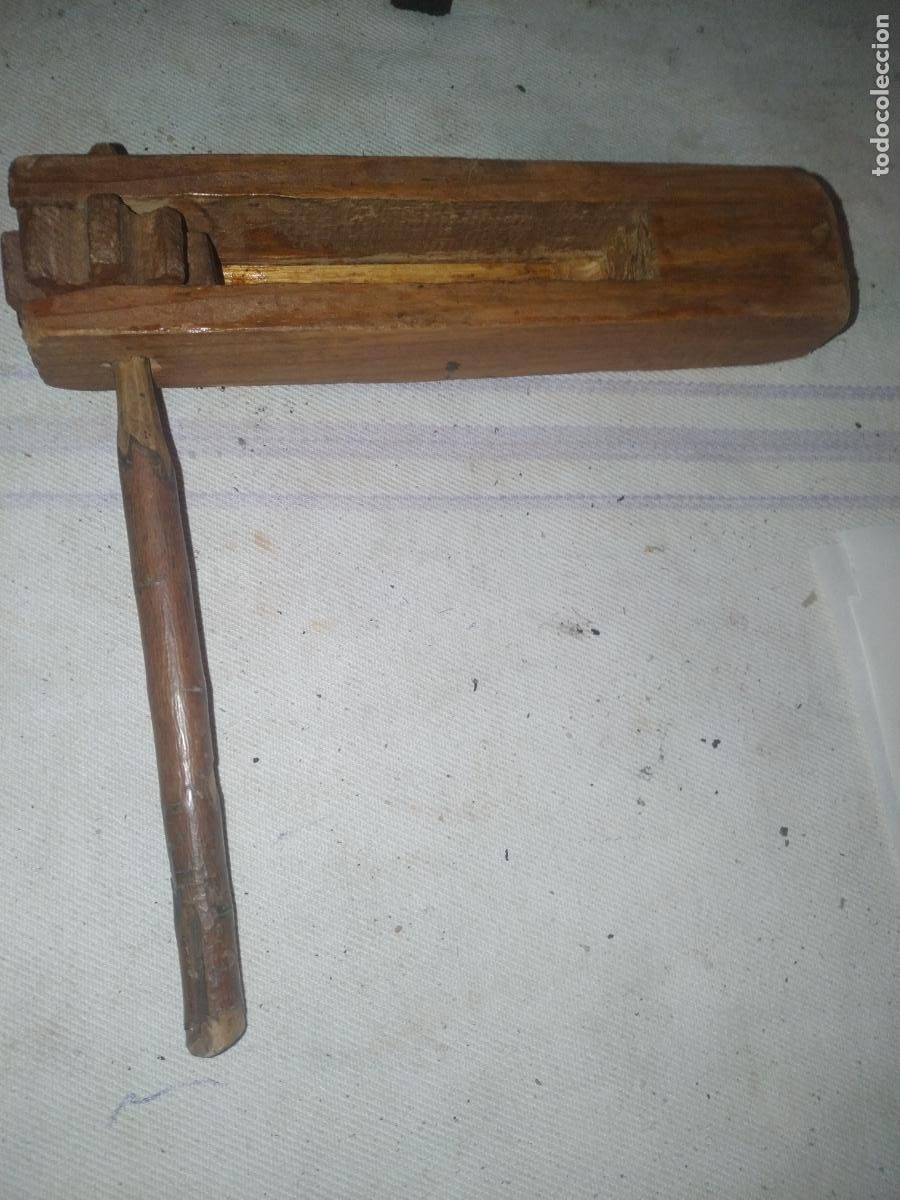 Brinquedos antigos e Jogos de cole&ccedil;&atilde;o: Carraca de madera para de juguete de ni&ntilde;os