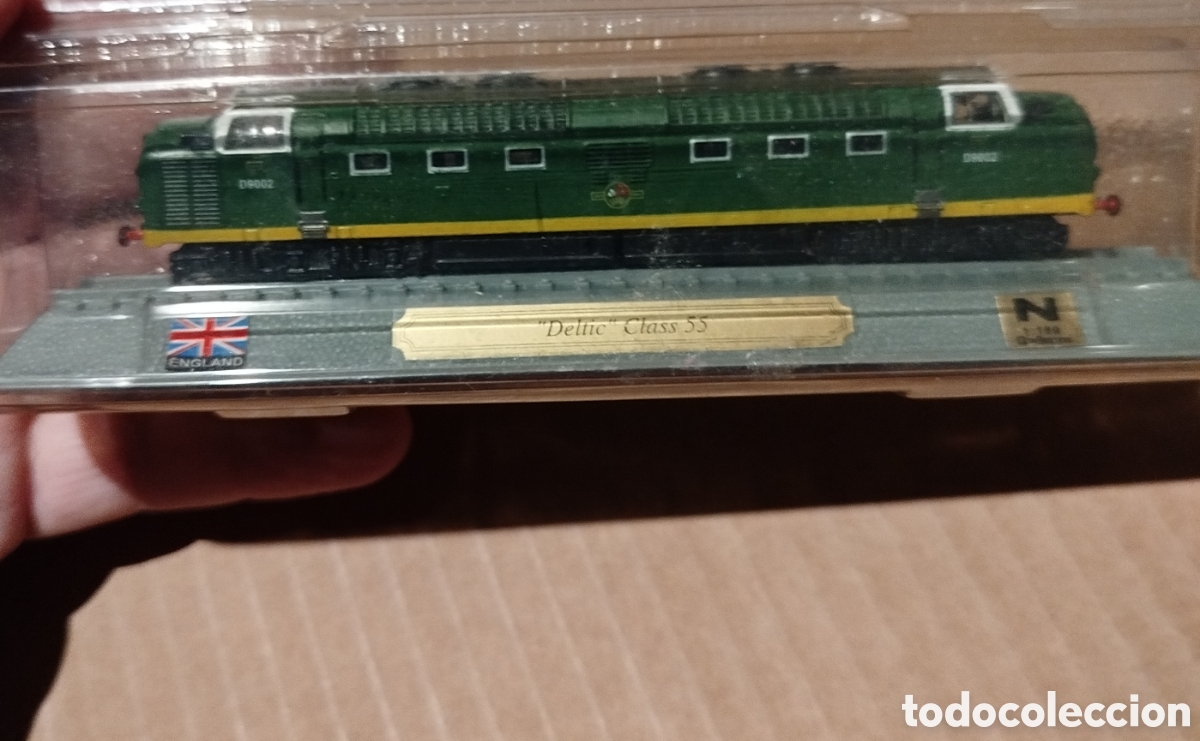 Juguetes antiguos y Juegos de colecci&oacute;n: Miniatura maquina tren de colecci&oacute;n