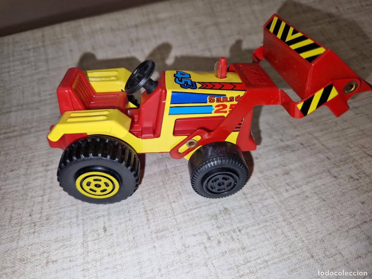 Juguetes antiguos y juegos de colecci&oacute;n: TRACTOR DE METAL DE RICO