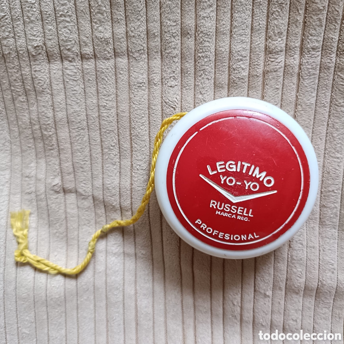 Juguetes antiguos y Juegos de colecci&oacute;n: Yoyo Russell, leg&iacute;timo profesional rojo