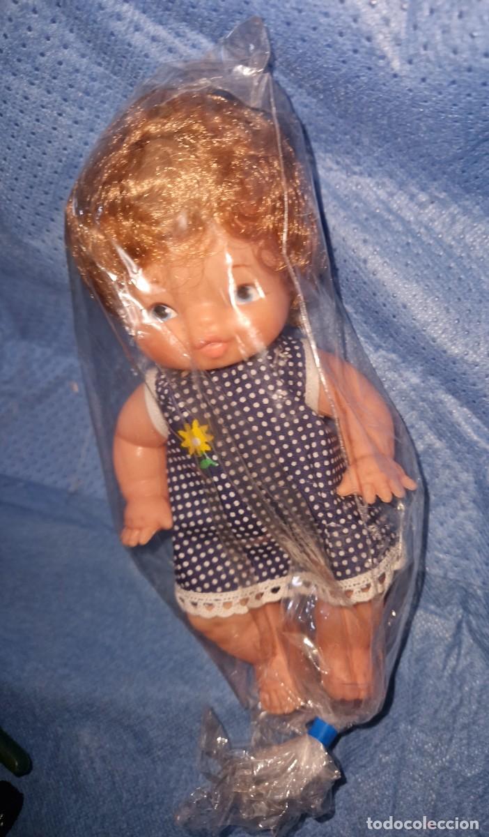 Juguetes antiguos y Juegos de colecci&oacute;n: MU&Ntilde;ECA DE FAMOSA / 20CM