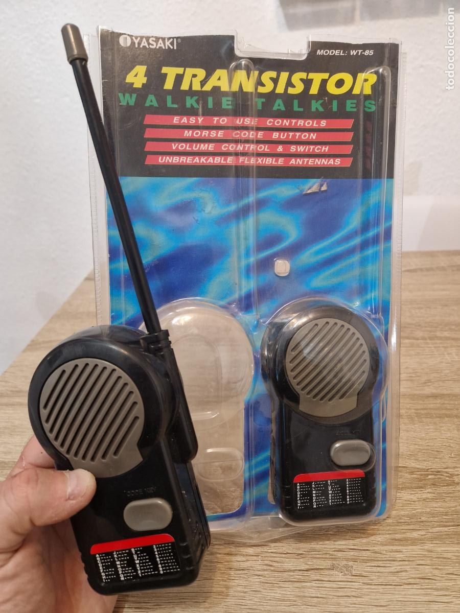 Juguetes antiguos y Juegos de colecci&oacute;n: antiguo walkie talkie 4 transistor Yasaki boton morse wt 85 antena flexible funciona vintage retro