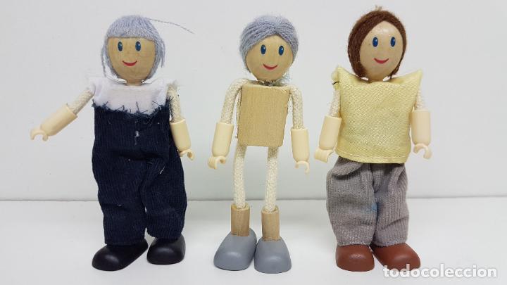 Juguetes antiguos y Juegos de colecci&oacute;n: LOTE TRES MU&Ntilde;ECAS MADERA Y ALAMBRE