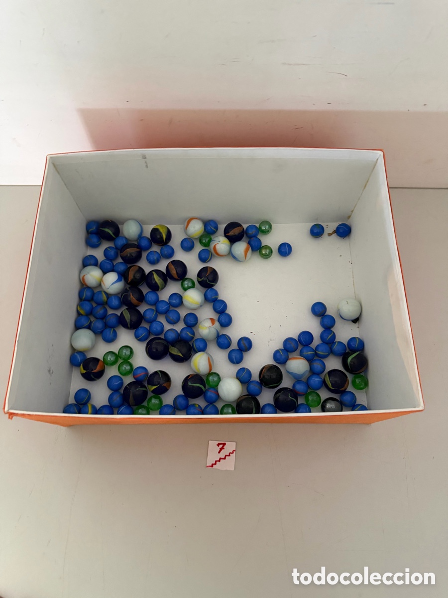 Juguetes antiguos y Juegos de colecci&oacute;n: Lote de canicas antiguas grandes y peque&ntilde;as