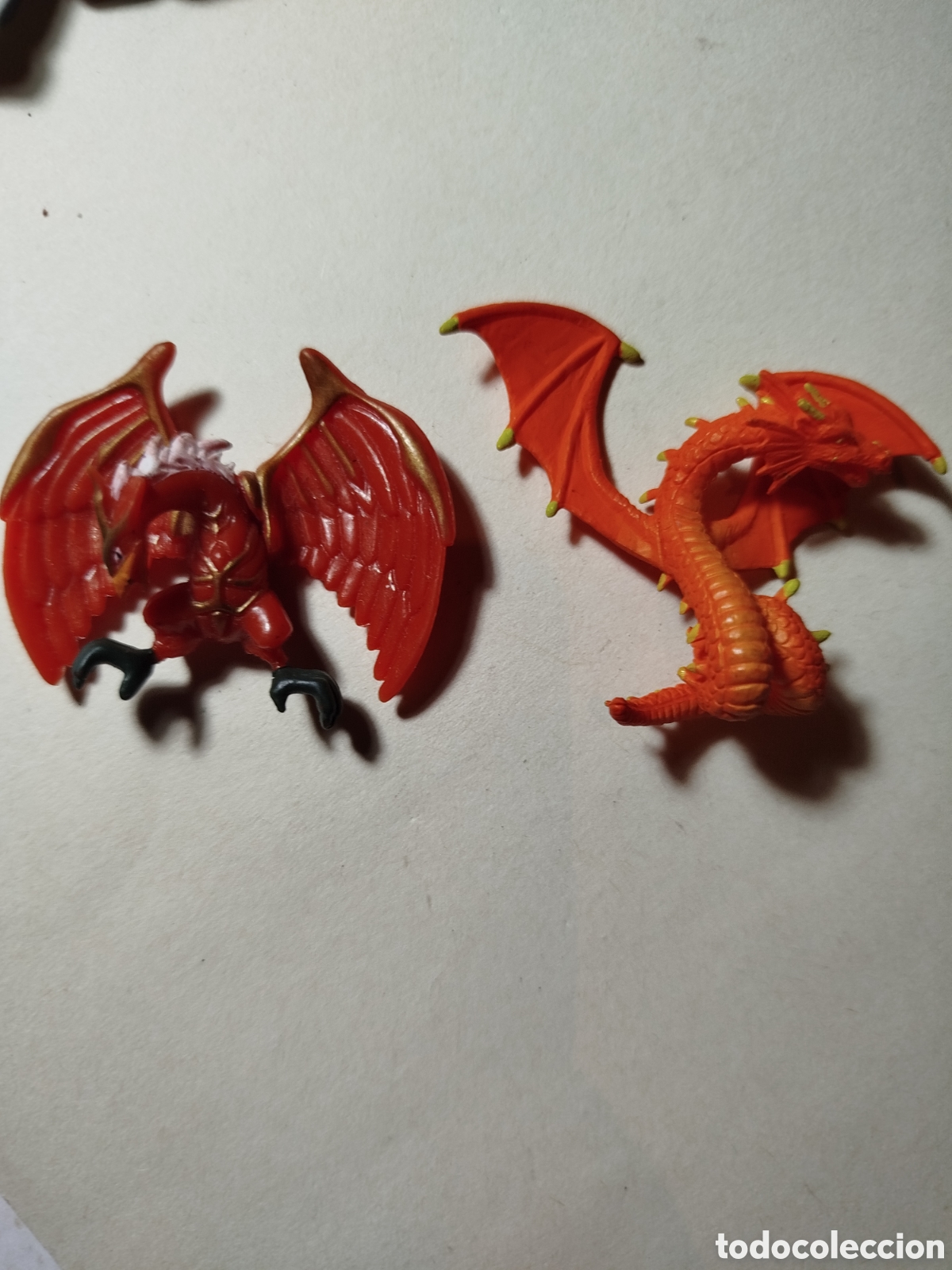 Juguetes antiguos y Juegos de colecci&oacute;n: Dos Mini drag&oacute;nes de pvc