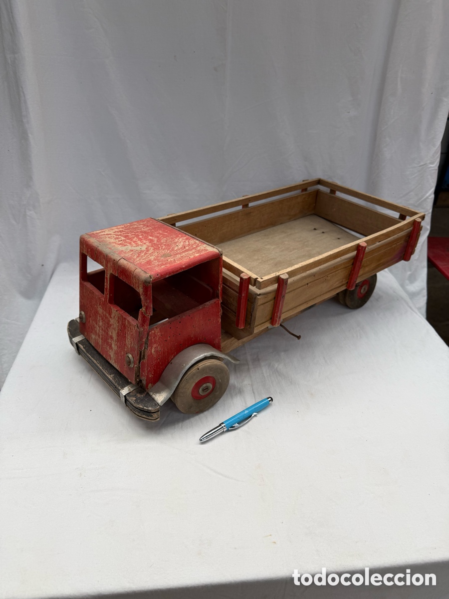 Juguetes antiguos y Juegos de colecci&oacute;n: Antiguo y gran juguete,camion volquete de madera!