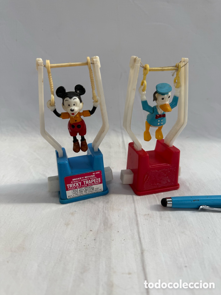 Juguetes antiguos y Juegos de colecci&oacute;n: Lote juguetes acrobatas Mickey y Pato Donald!