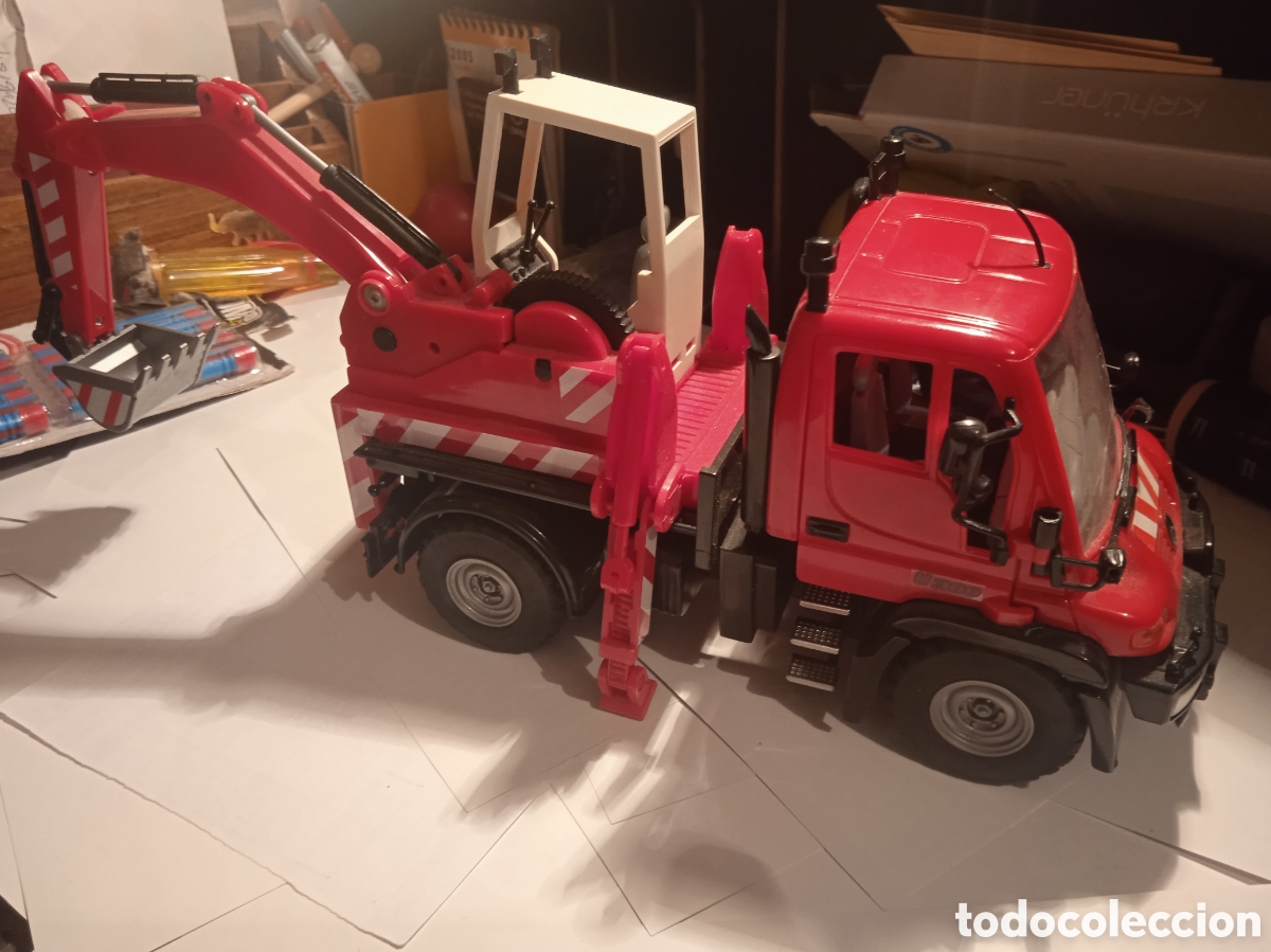Juguetes antiguos y Juegos de colecci&oacute;n: CAMION EXCAVADORA MERCEDES 35 CMS MUY BUEN ESTADO