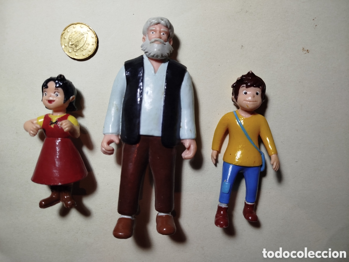 Juguetes antiguos y Juegos de colecci&oacute;n: Lote figuras Heidi pl&aacute;stico