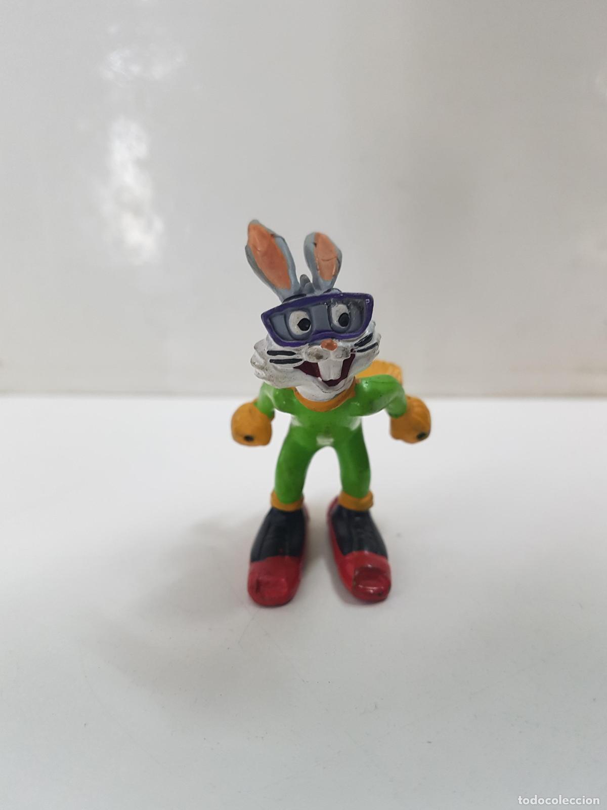 Juguetes antiguos y Juegos de colecci&oacute;n: Figura de bugs bunny esquiando. Comics Spain