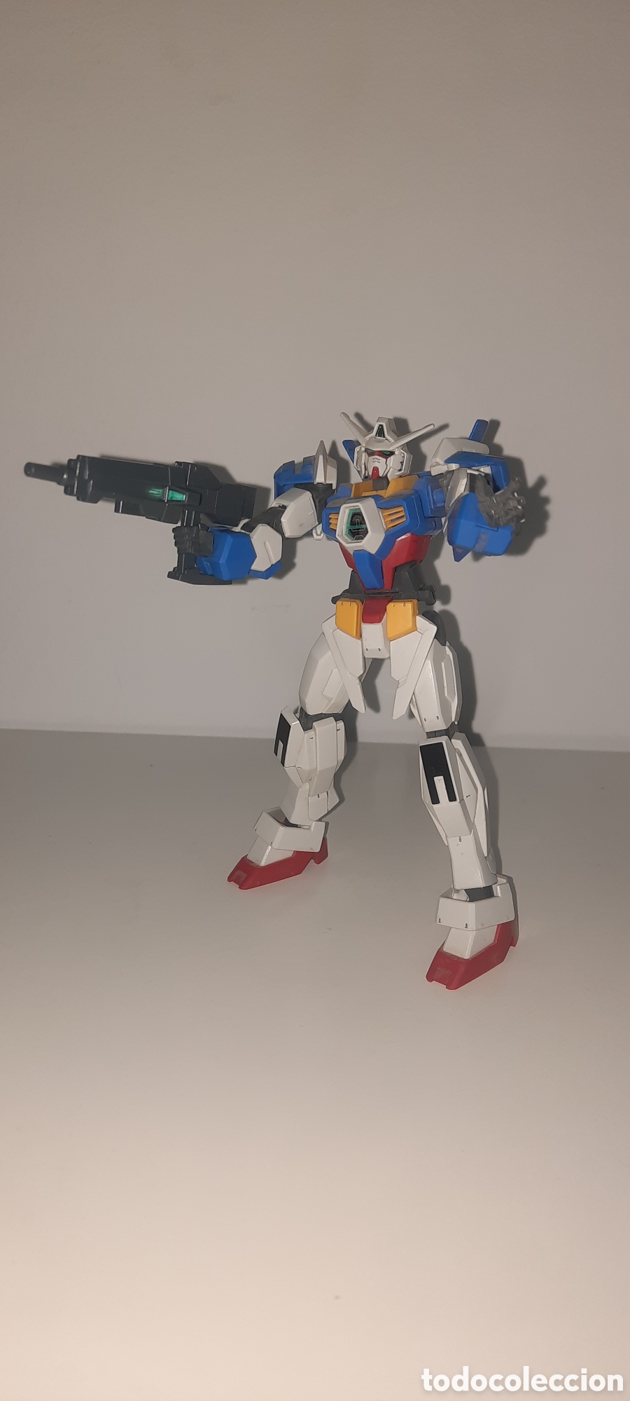 Juguetes antiguos y Juegos de colecci&oacute;n: Figura Gundam Bandai