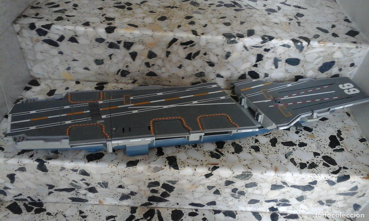 Brinquedos antigos e Jogos de cole&ccedil;&atilde;o: Portaviones micro machin