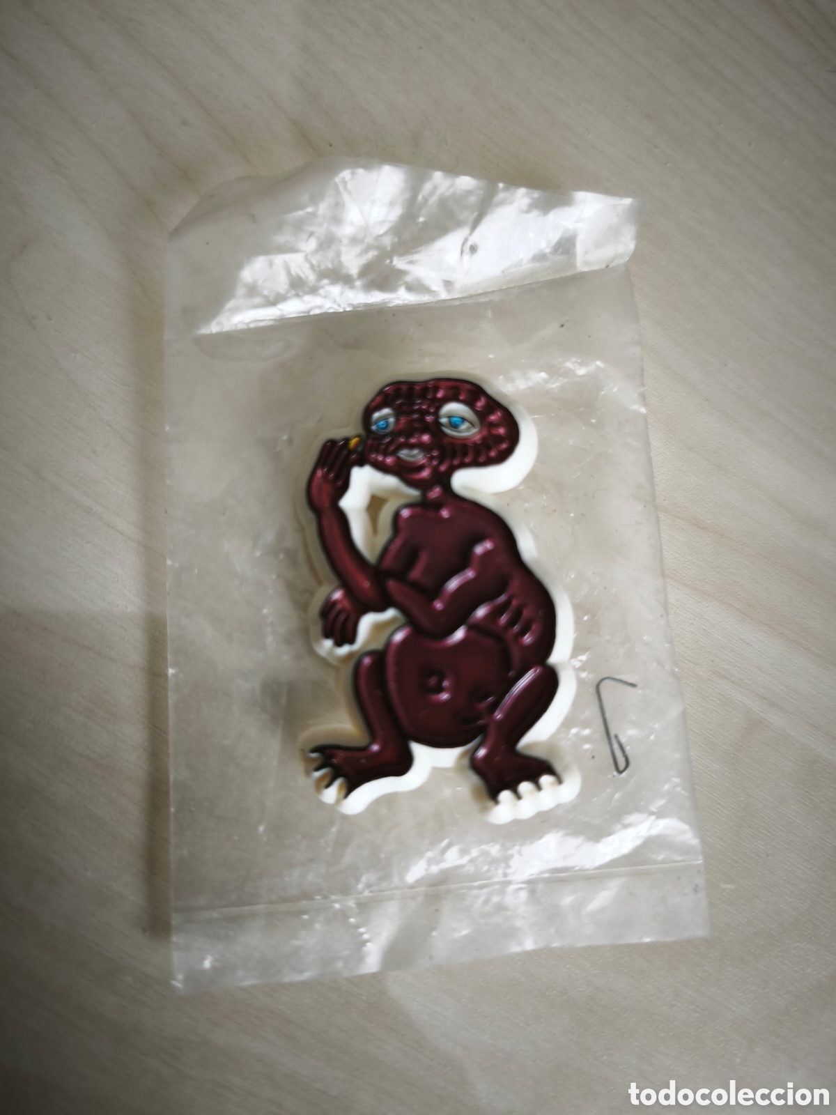 Juguetes antiguos y Juegos de colecci&oacute;n: Broche de ET el extraterrestre. Cuatro cms.