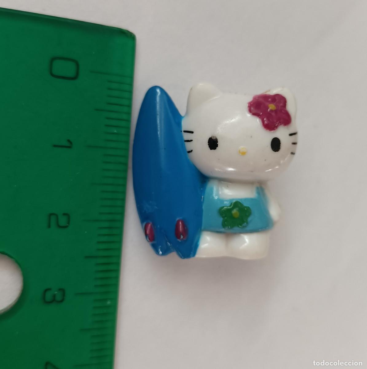 Juguetes antiguos y Juegos de colecci&oacute;n: hello kitty kity mu&ntilde;eco figura miniatura mini lazo mu&ntilde;equito figurita surfera surfing surf