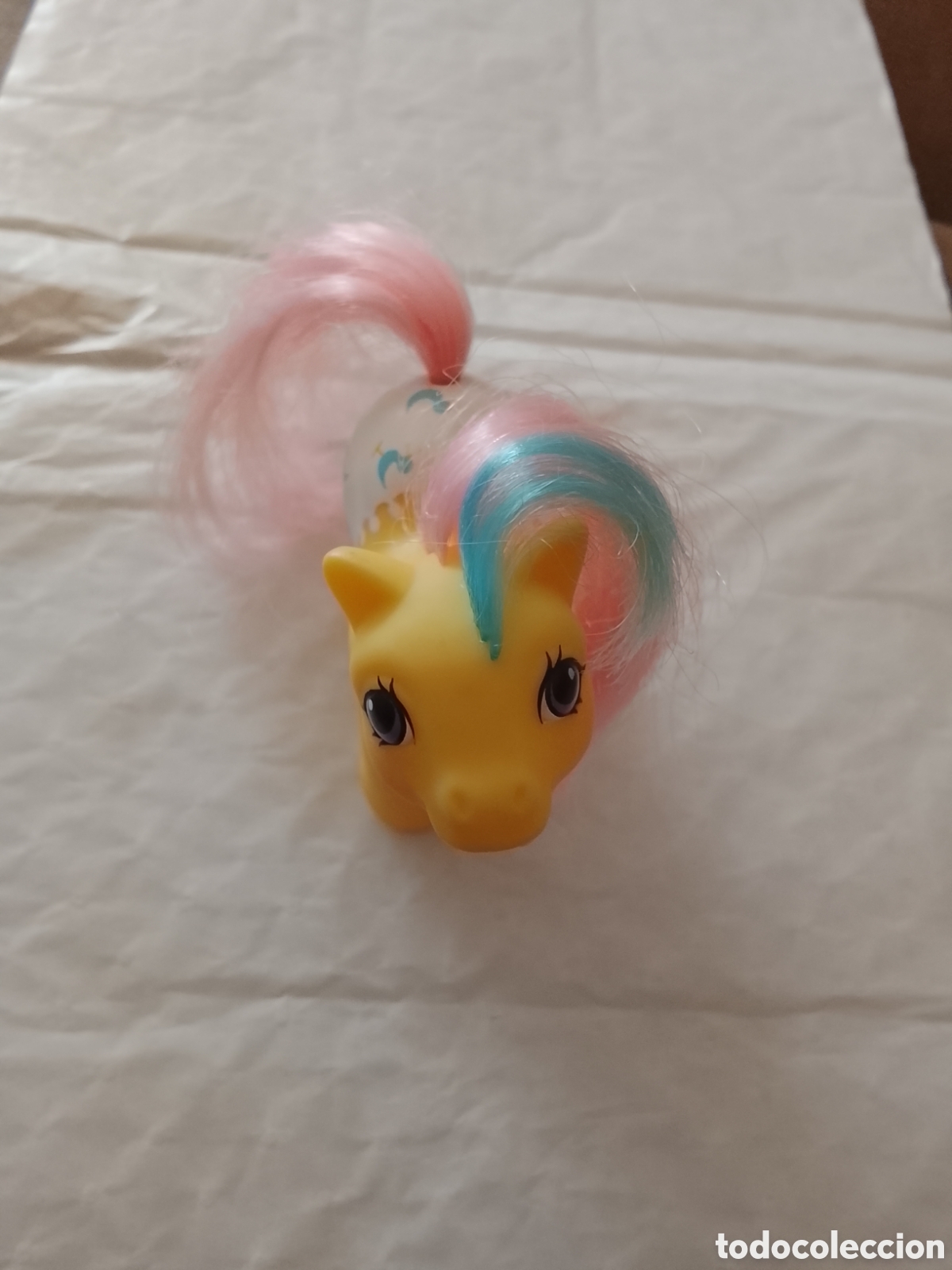 Juguetes antiguos y Juegos de colecci&oacute;n: Antiguo peque&ntilde;o poni .Mide 8x7 cent&iacute;metros ,melena aparte .
