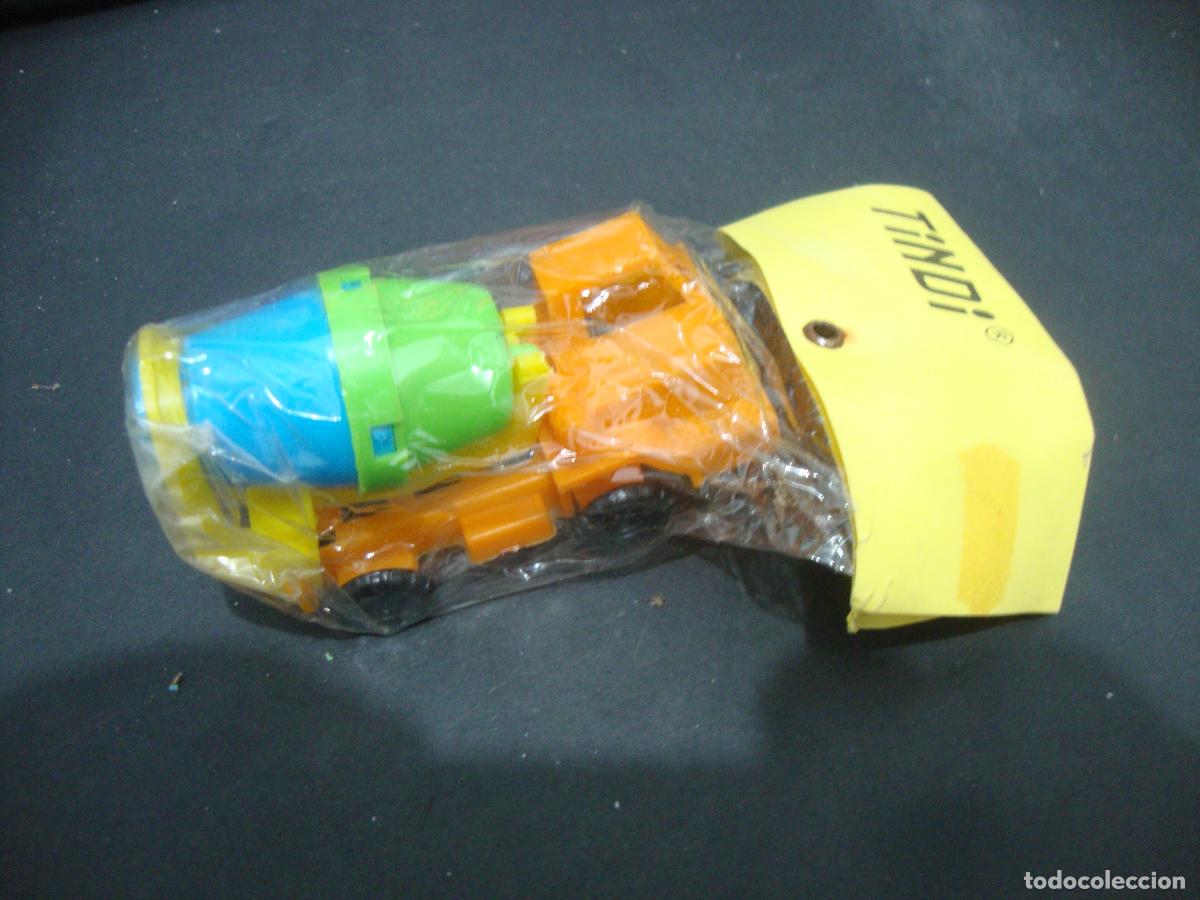 Juguetes antiguos y Juegos de colecci&oacute;n: CAMION HORMIGONERA PLASTICO QUIOSCO MARCA TINDI EN BLISTER