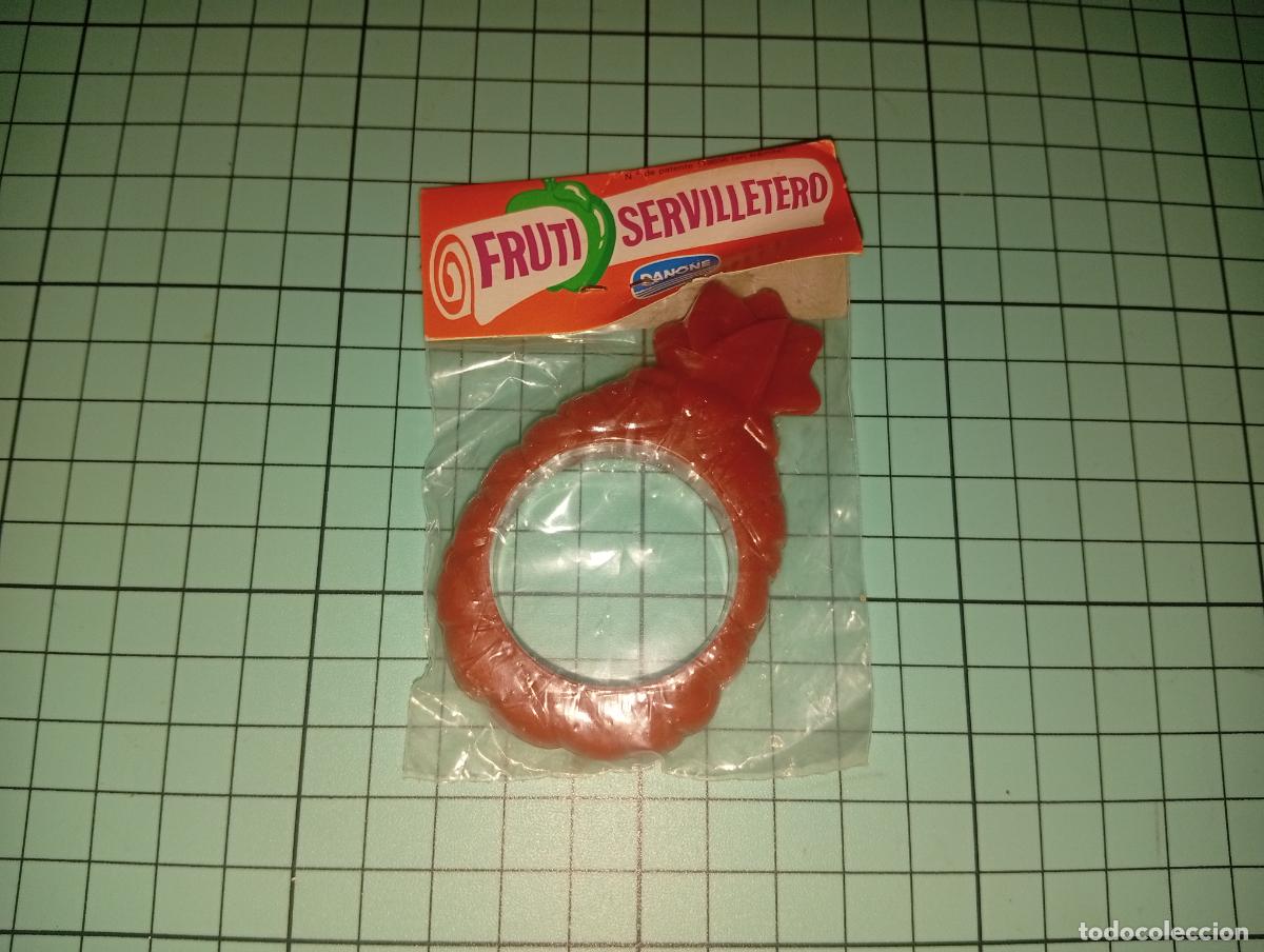 Juguetes antiguos y Juegos de colecci&oacute;n: Servilletero colecci&oacute;n fruti danone premium frutas pi&ntilde;a