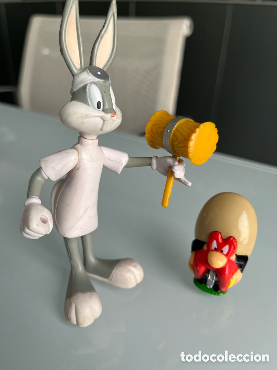 Juguetes antiguos y Juegos de colecci&oacute;n: Figuras Loney Tunes Bugs Bunny