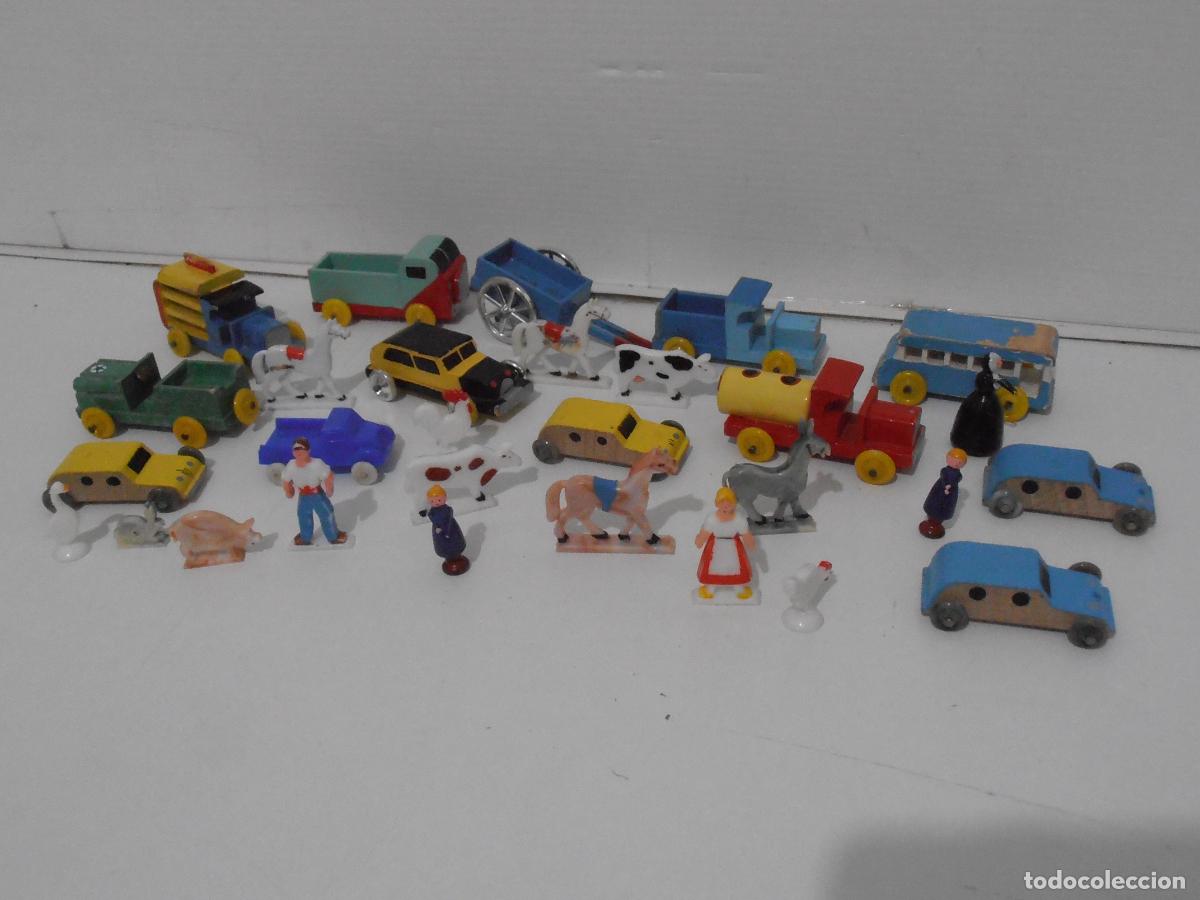 Juguetes antiguos y Juegos de colecci&oacute;n: LOTE FIGURAS PEQUE&Ntilde;AS GOULA MADERA, COCHES, CAMIONES, PERSONAJES, A&Ntilde;OS 80