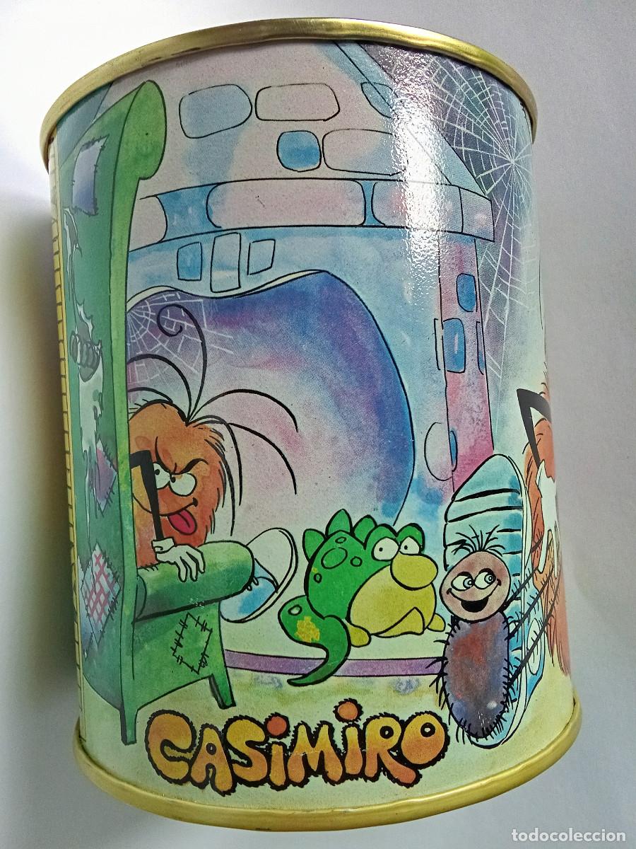Juguetes antiguos y Juegos de colecci&oacute;n: Hucha lata Casimiro TVE a&ntilde;os 80 - sin uso