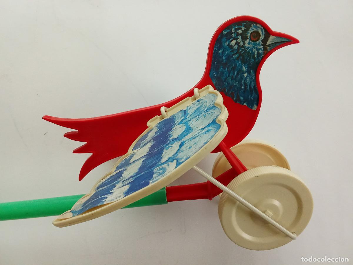 Juguetes antiguos y Juegos de colecci&oacute;n: P&aacute;jaro arrastre pl&aacute;stico a&ntilde;os kiosko 60 sin uso
