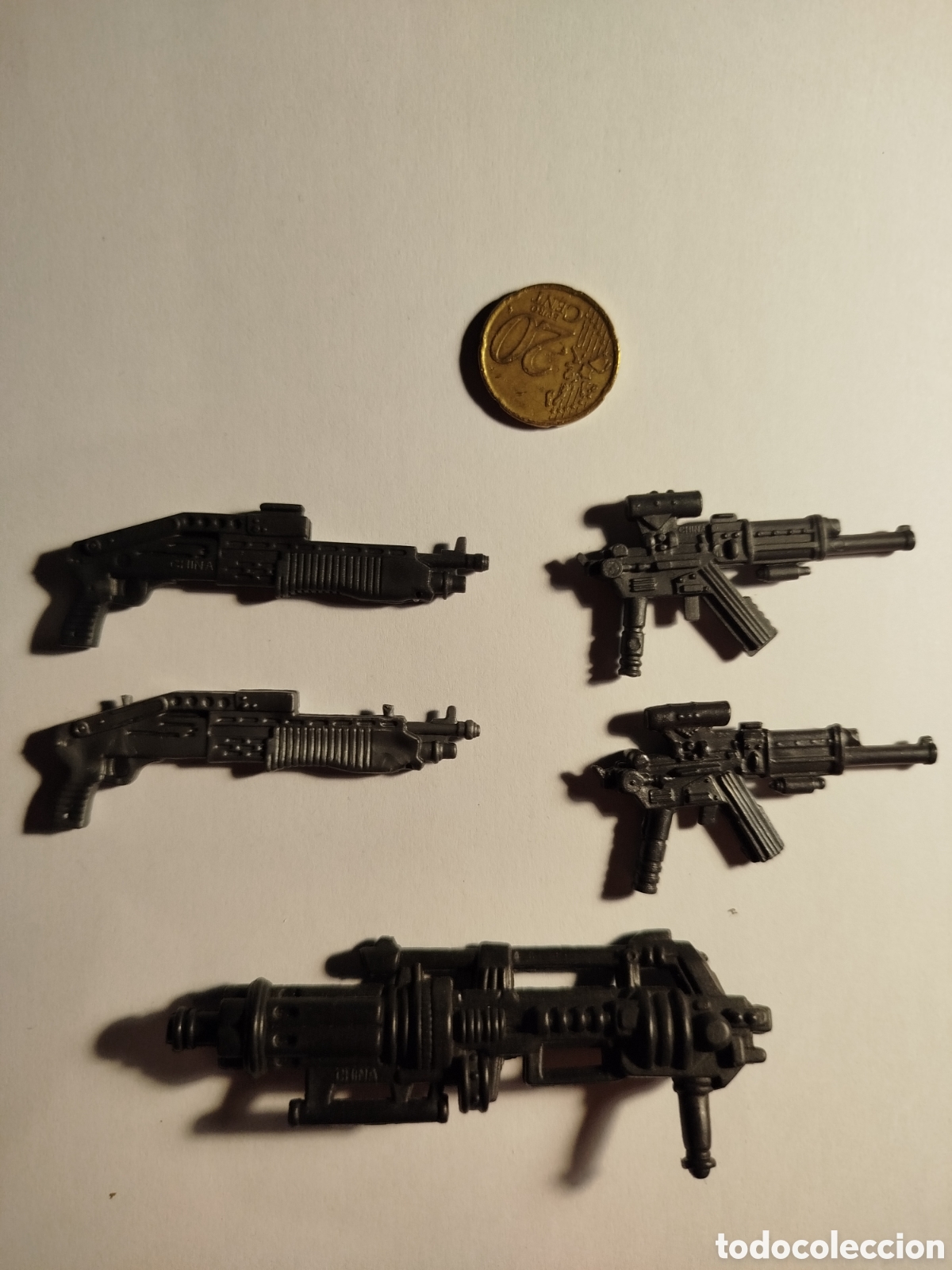 Juguetes antiguos y Juegos de colecci&oacute;n: Lote armas para figuras de acci&oacute;n