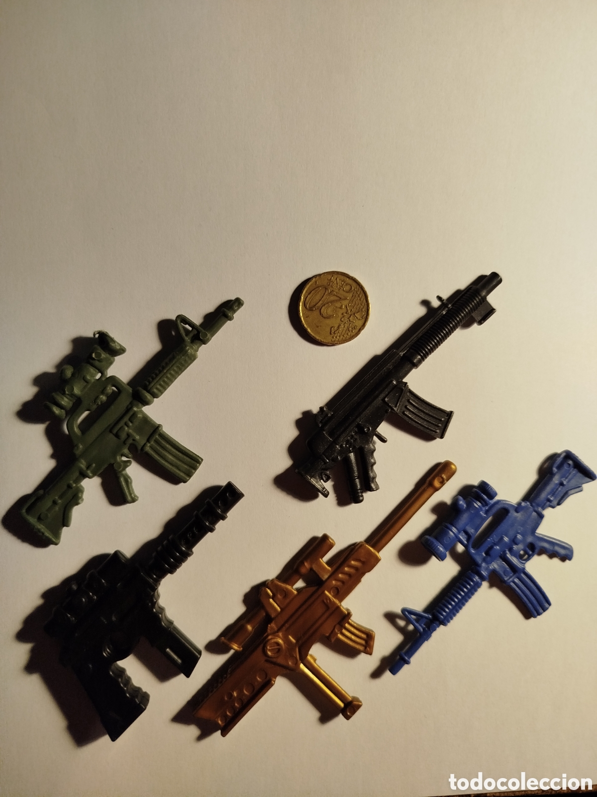 Juguetes antiguos y Juegos de colecci&oacute;n: Lote armas para figuras de acci&oacute;n
