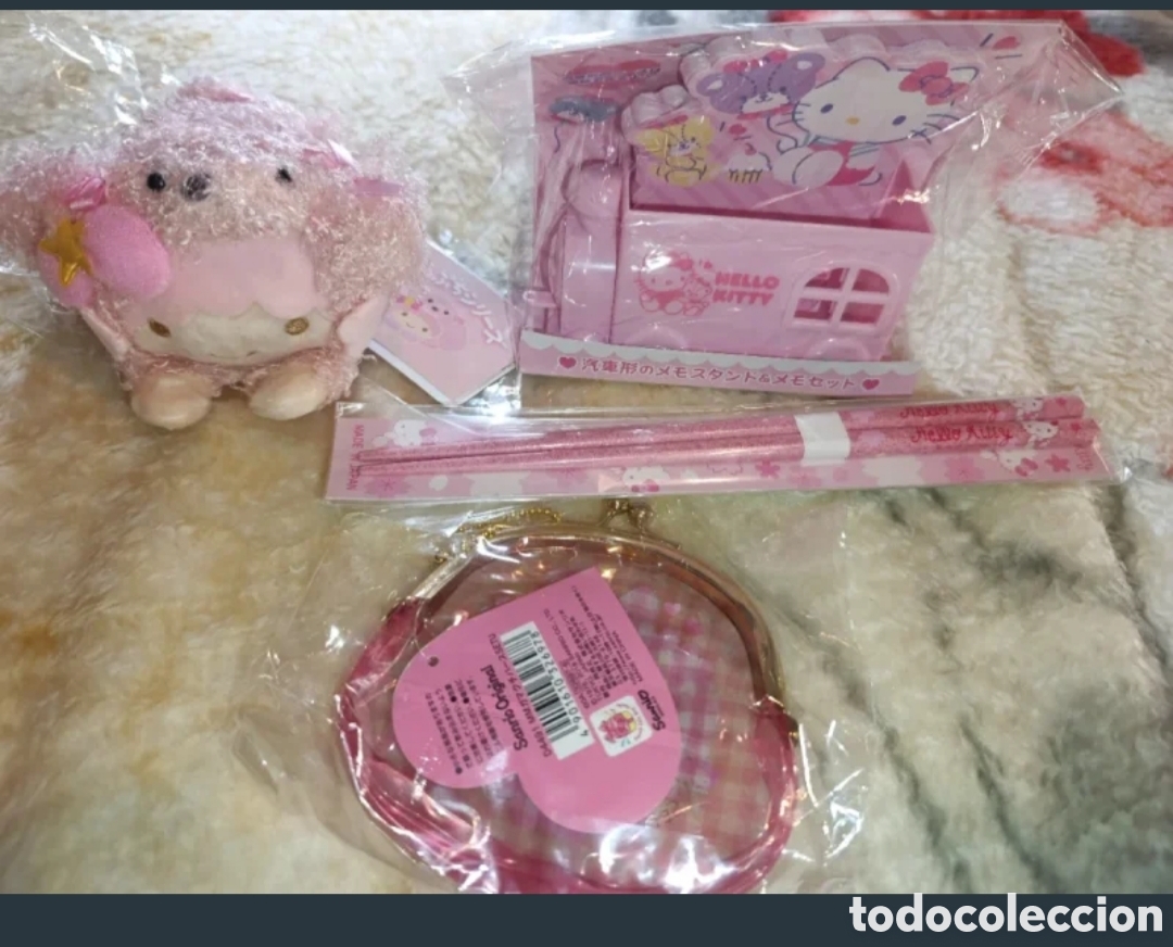 Juguetes antiguos y Juegos de colecci&oacute;n: Lote merchandising Hello Kitty
