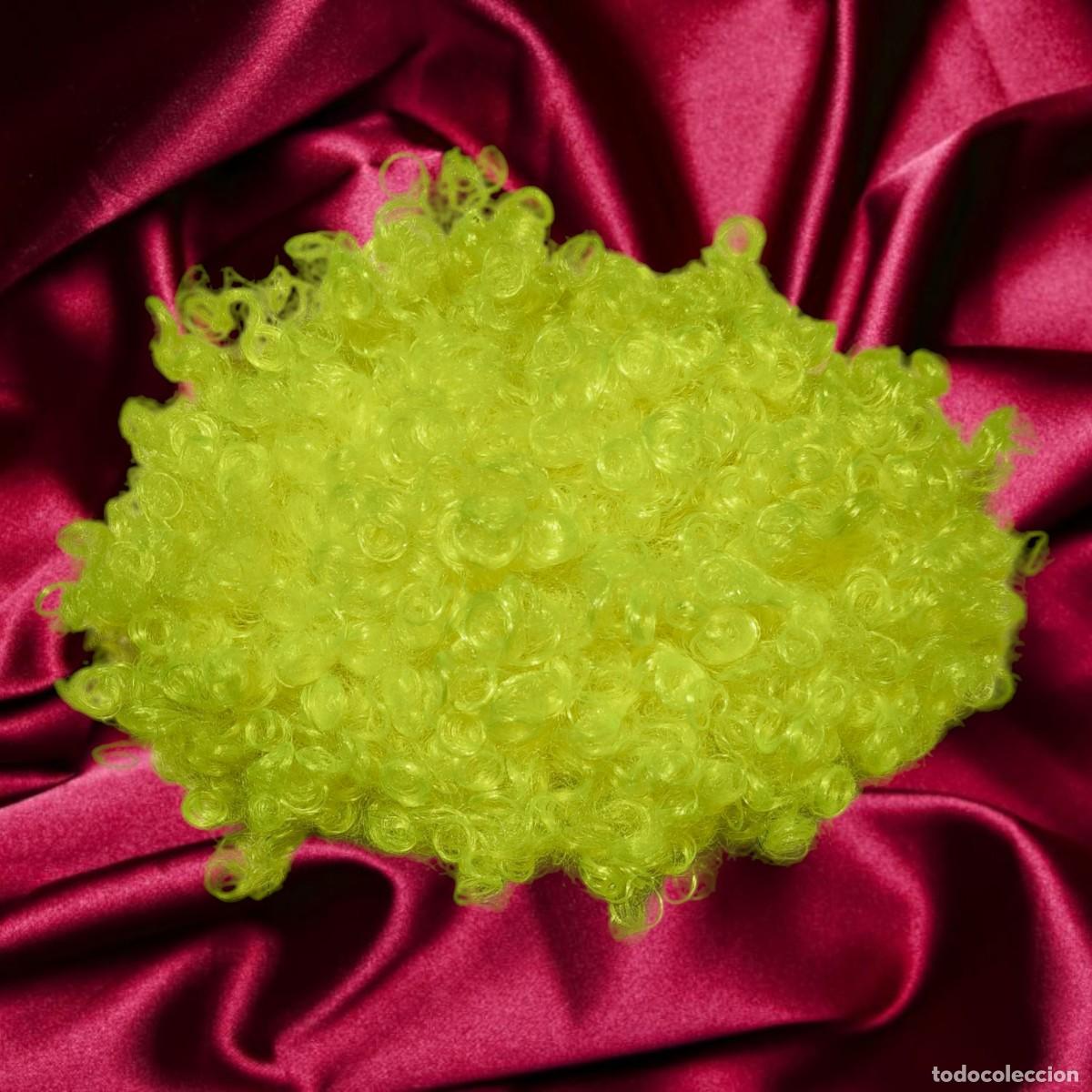 Juguetes antiguos y Juegos de colecci&oacute;n: Peluca Amarilla Fluor Rizada Para Carnaval &ndash; Volumen Extremo Y Diversi&oacute;n Total