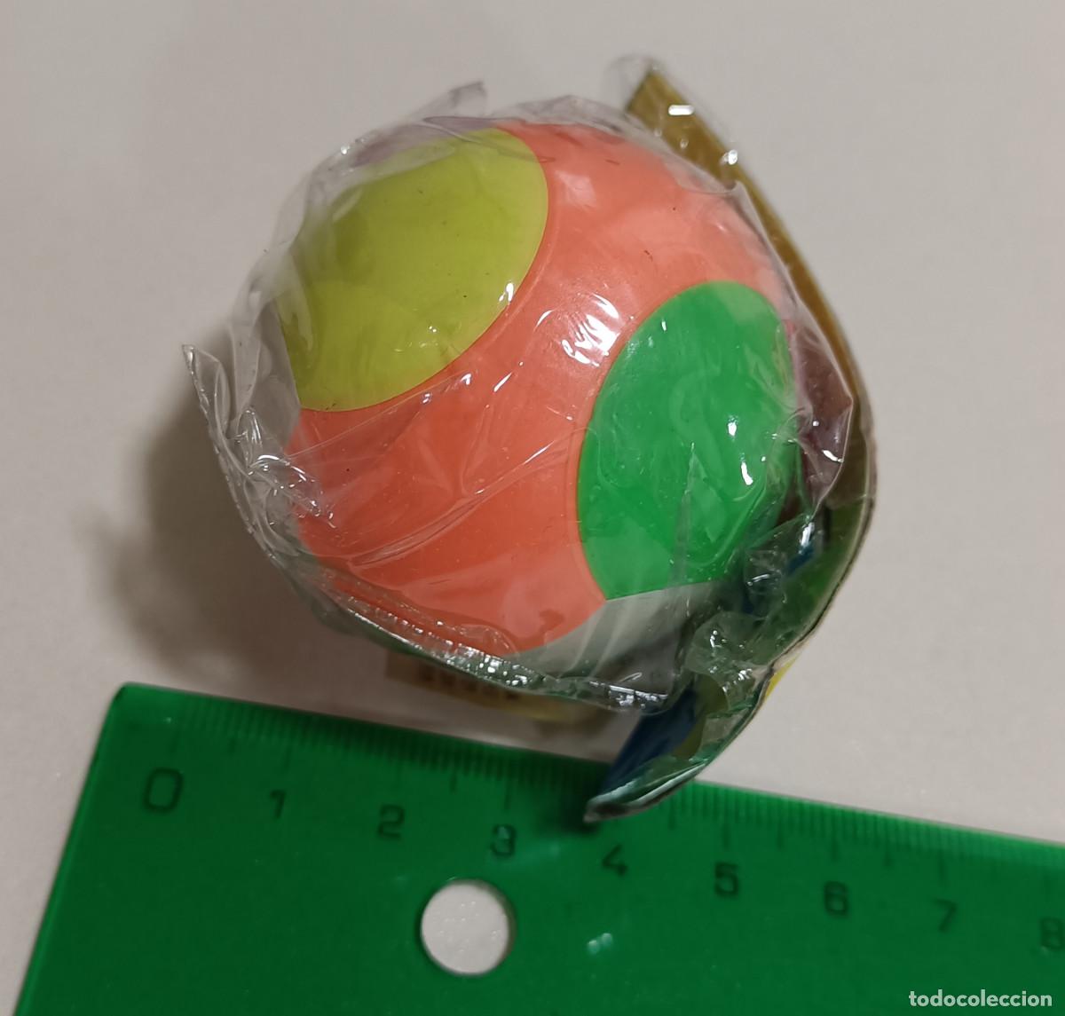 Juguetes antiguos y Juegos de colecci&oacute;n: pelota bola de maquina expendedora colores bolita pelotita