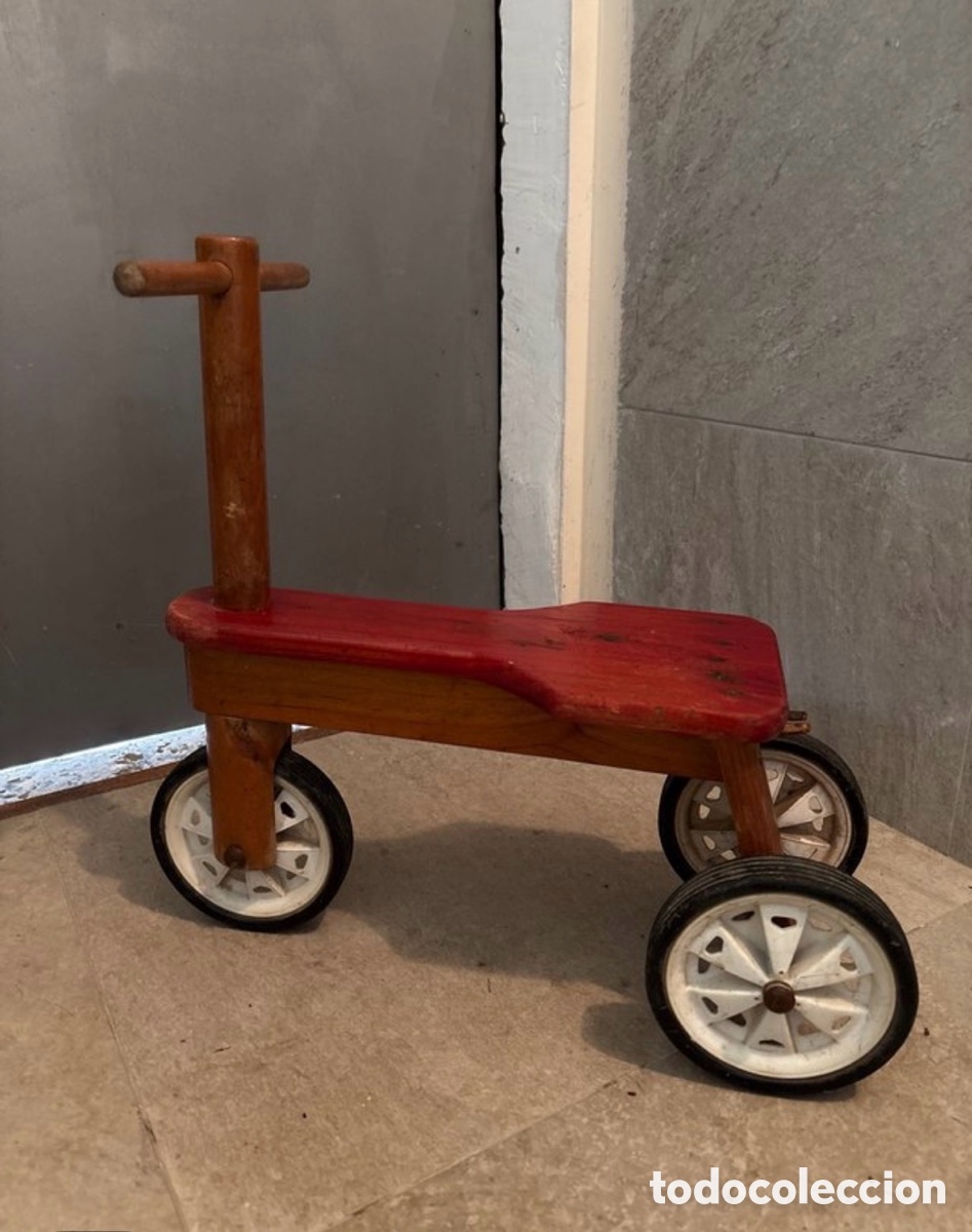 Juguetes antiguos y Juegos de colecci&oacute;n: Triciclo de madera A&ntilde;os 80