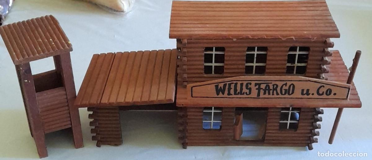Juguetes antiguos y juegos de colecci&oacute;n: OFICINA Y TORRE DE LA WELLS FARGO U. CO., DE MADERA