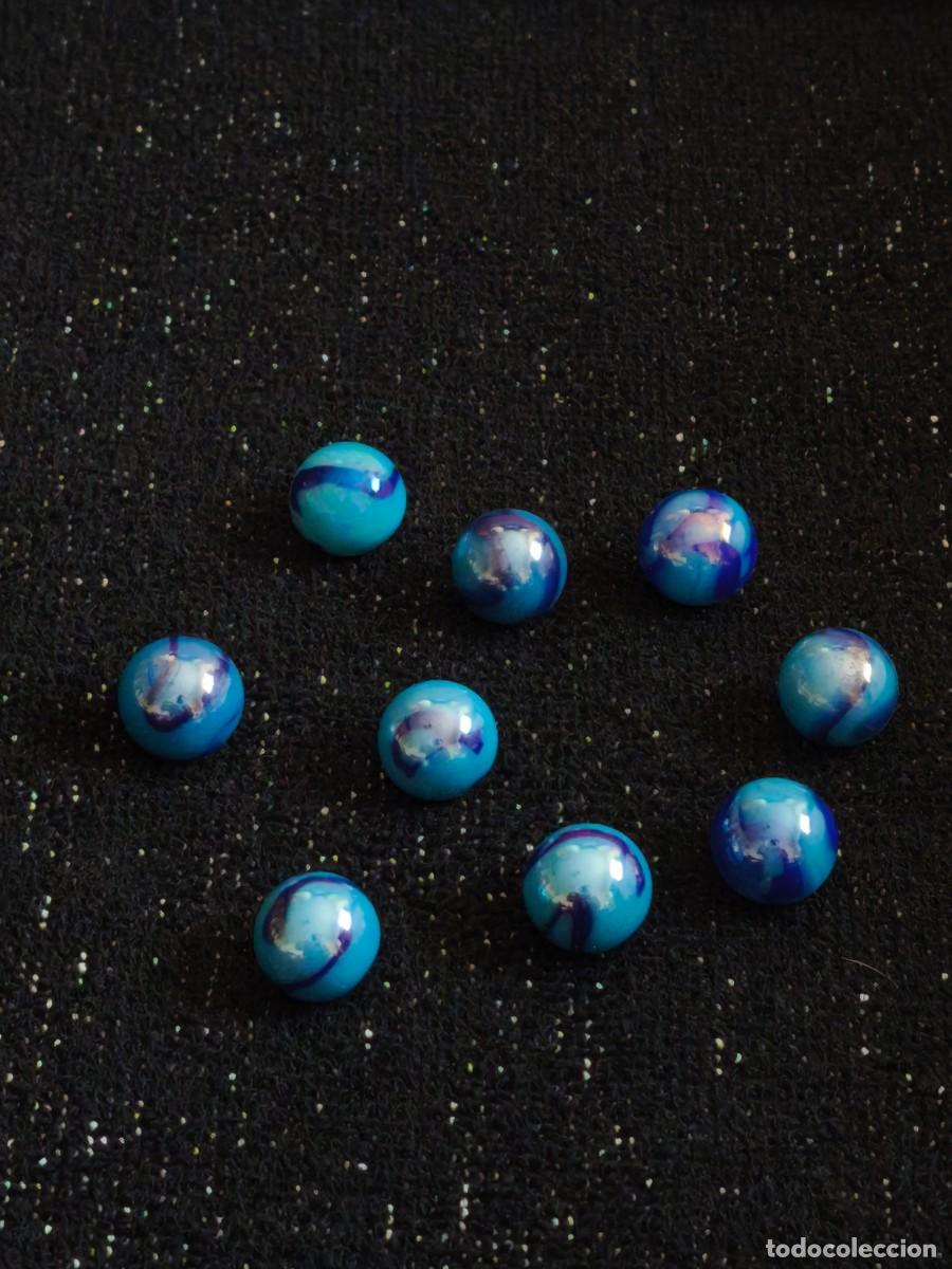 Juguetes antiguos y Juegos de colecci&oacute;n: LOTE 9 CANICAS BLUE JAY AZUL CLARO CON ONDAS AZUL OSCURO