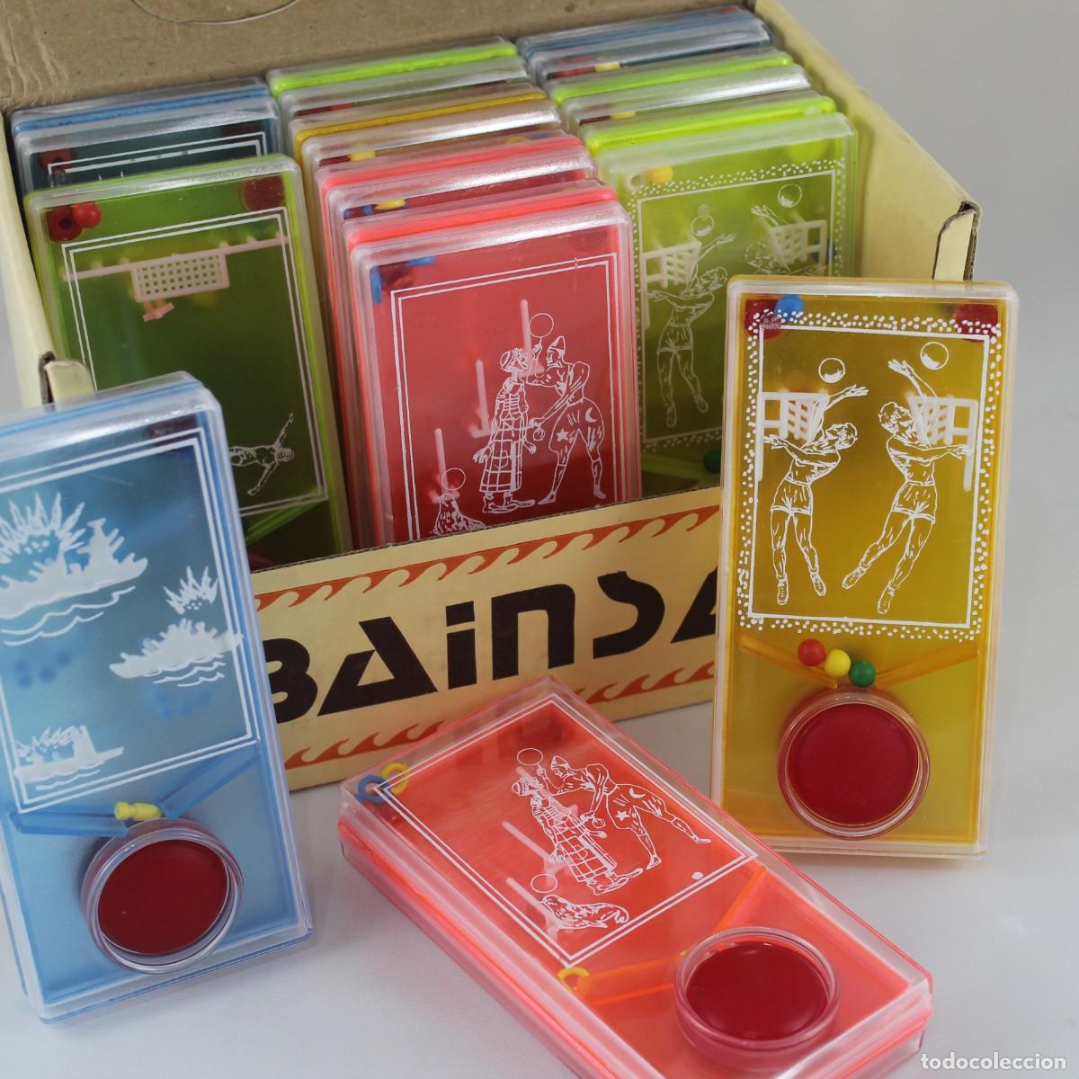 Juguetes antiguos y Juegos de colecci&oacute;n: Expositor Juegos Agua Bainsa 12 Geyper Bolsillo Kiosco A&ntilde;os 70 Vintage Completo