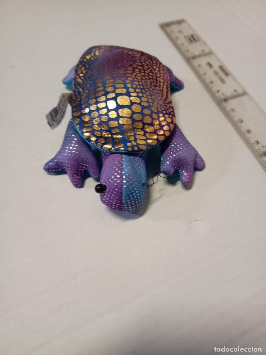 Juguetes antiguos y Juegos de colecci&oacute;n: Tortuga pisapapeles de tela.