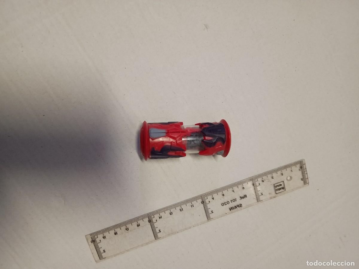 Juguetes antiguos y Juegos de colecci&oacute;n: Monsuno rojo y negro.