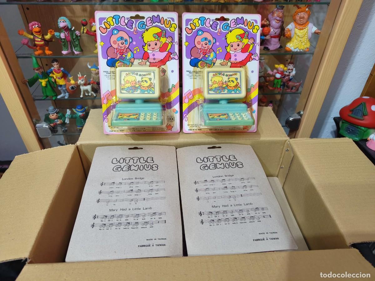 Juguetes antiguos y Juegos de colecci&oacute;n: Ocasion ! caja con 12 mini pianos con forma de Ordenador Pc vintage a&ntilde;os 90