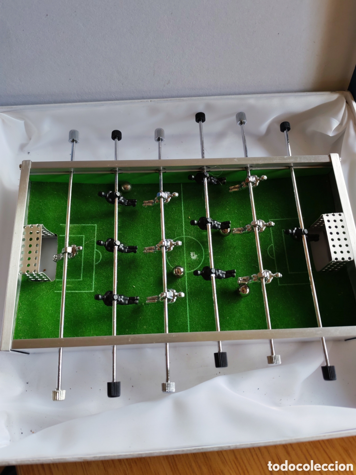 Juguetes antiguos y Juegos de colecci&oacute;n: Mini futbolin de mesa. Futbolito portatil. 20 X 10 cm. (CL)