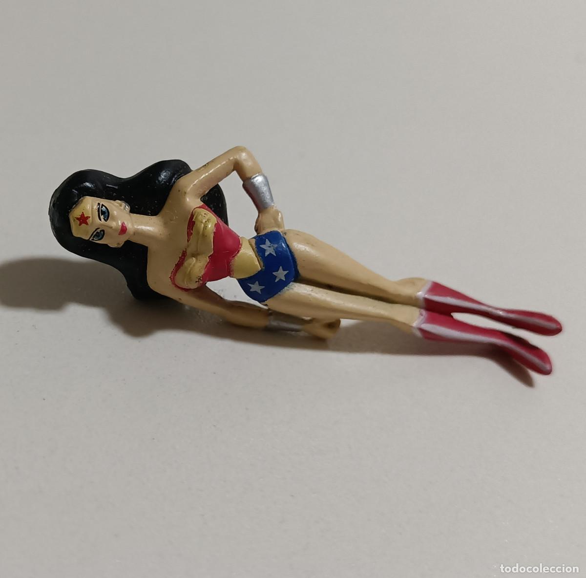 Juguetes antiguos y Juegos de colecci&oacute;n: Mu&ntilde;eco figura wonder woman premium PHOSKITOS SUPERHEOE DE DC COMIC MARVEL figurita