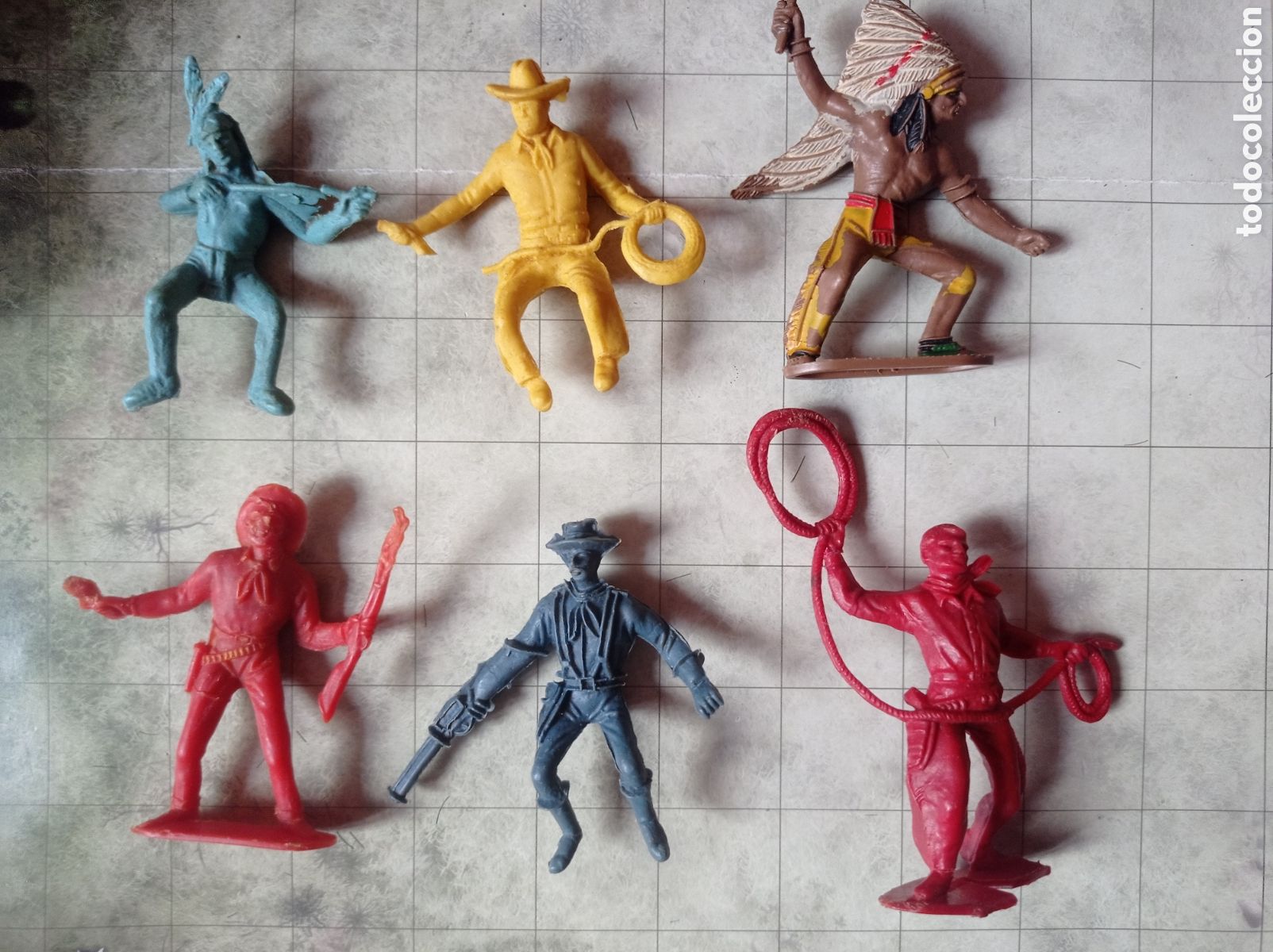 Juguetes antiguos y juegos de colecci&oacute;n: Lote de caballos indios vaqueros - Foto 2