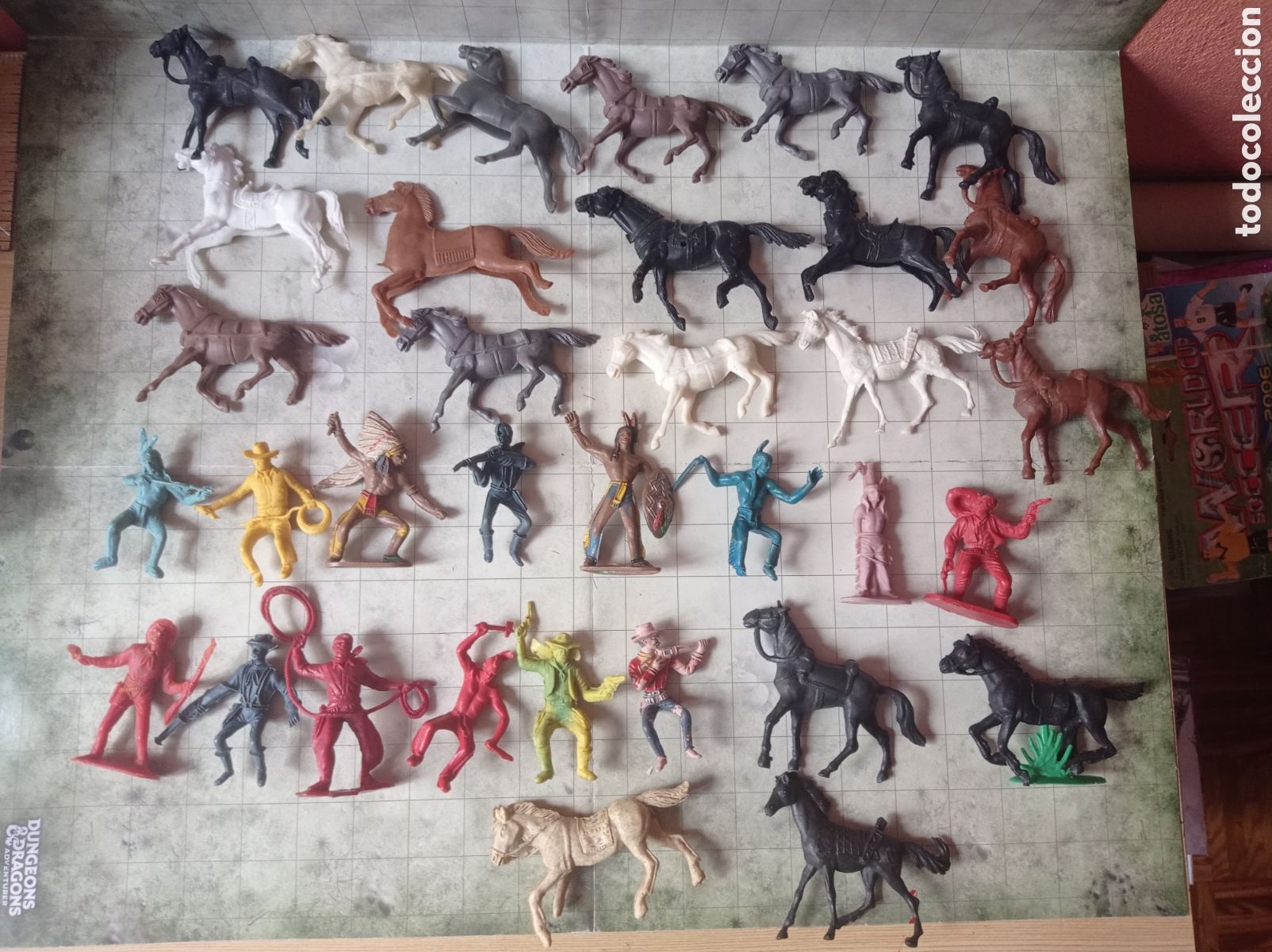 Juguetes antiguos y Juegos de colecci&oacute;n: Lote de caballos indios vaqueros