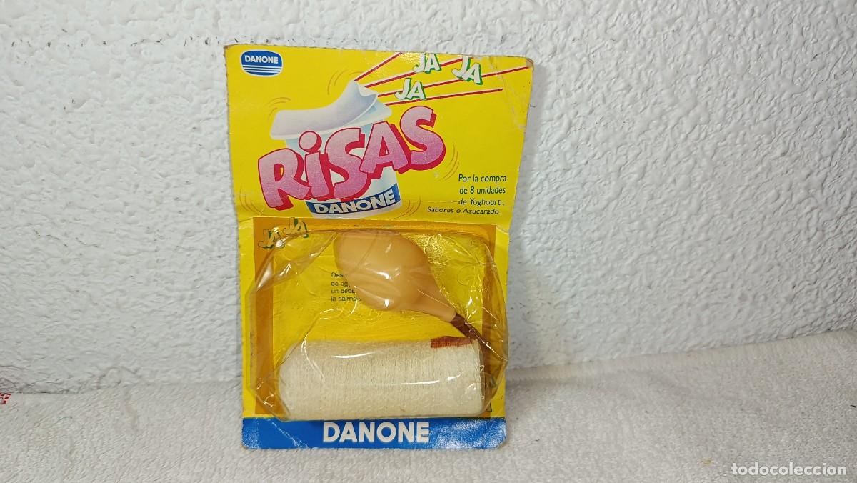 Juguetes antiguos y Juegos de colecci&oacute;n: ANTIGUO BLISTER JUEGO BROMA RISAS DANONE VENDAJE DEDO REGALO PROMOCIONAL DE DANONE A&Ntilde;OS 90