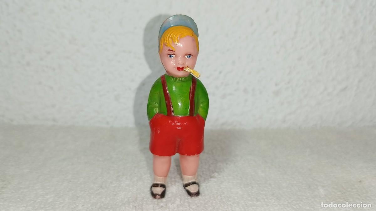 Juguetes antiguos y Juegos de colecci&oacute;n: ANTIGUO MU&Ntilde;ECO JUGUETE DE CELULOIDE PIPO EL NI&Ntilde;O FUMADOR KIOSKO A&Ntilde;OS 50