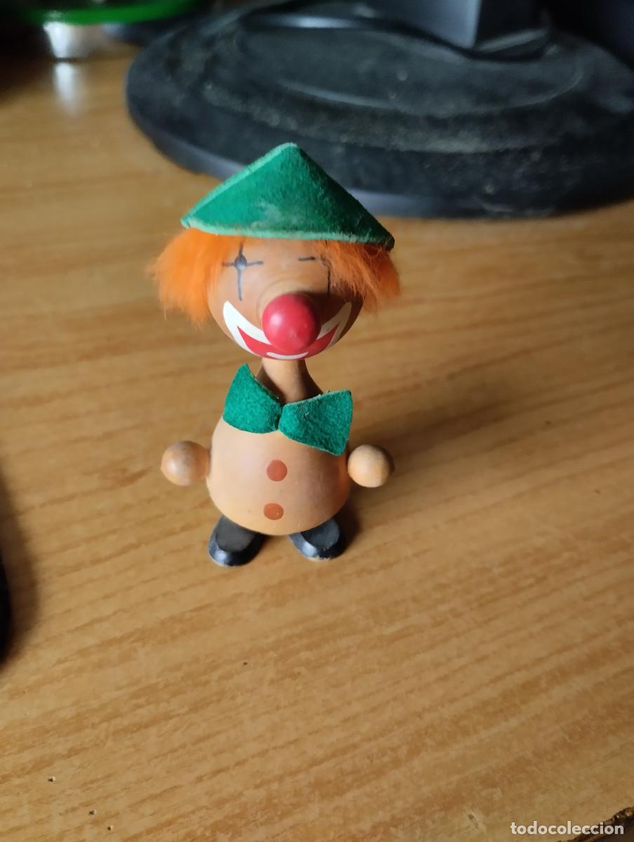 Juguetes antiguos y Juegos de colecci&oacute;n: figura de madera payaso pilcolor goula