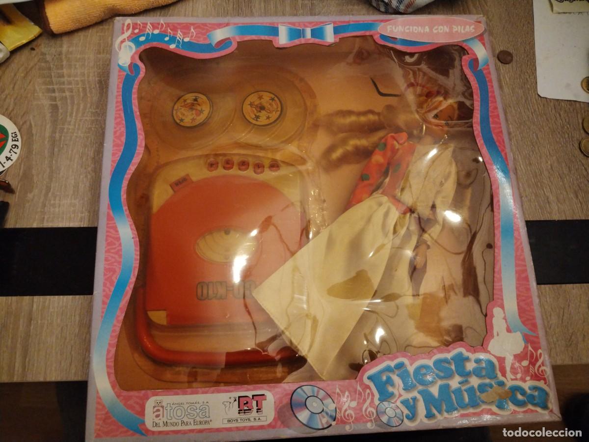 Juguetes antiguos y Juegos de colecci&oacute;n: Fiesta y m&uacute;sica -&Aacute;ngel Tom&aacute;s- tosa, - del mundo para Europa- boys toys