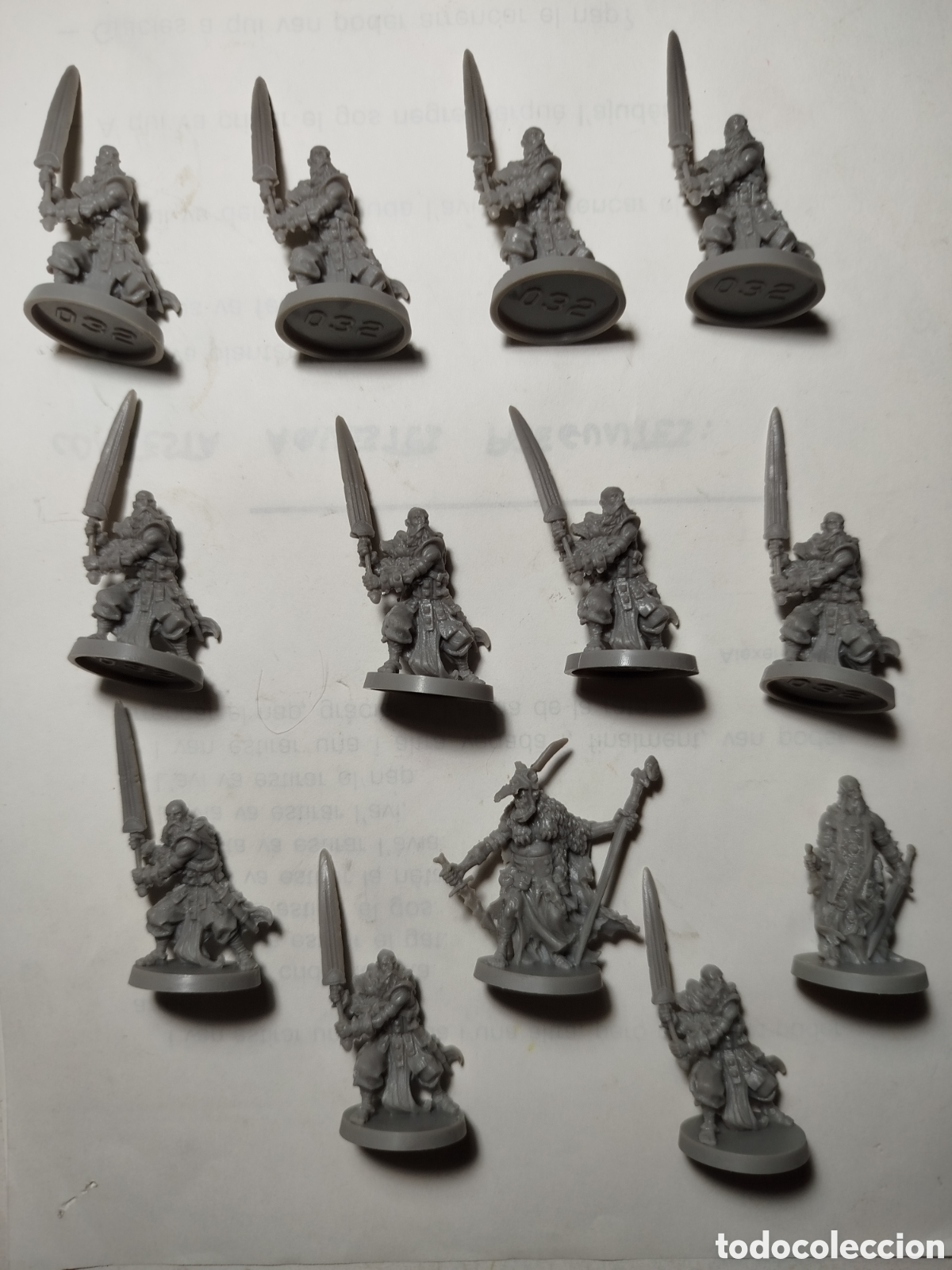 Juguetes antiguos y Juegos de colecci&oacute;n: Lote miniaturas vikingos escala Warhammer