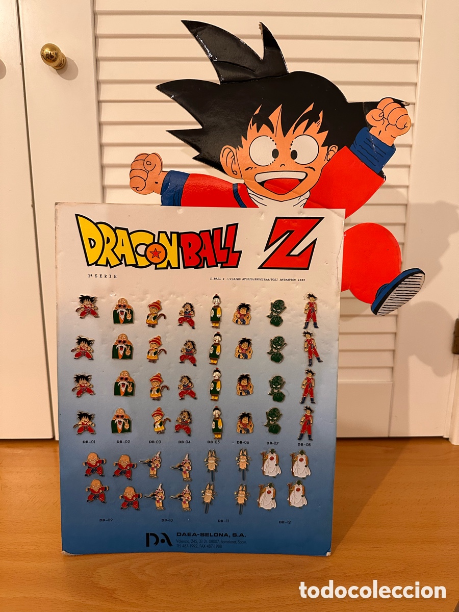 Juguetes antiguos y Juegos de colecci&oacute;n: Expositor original de pines DRAG&Oacute;N BALL Z