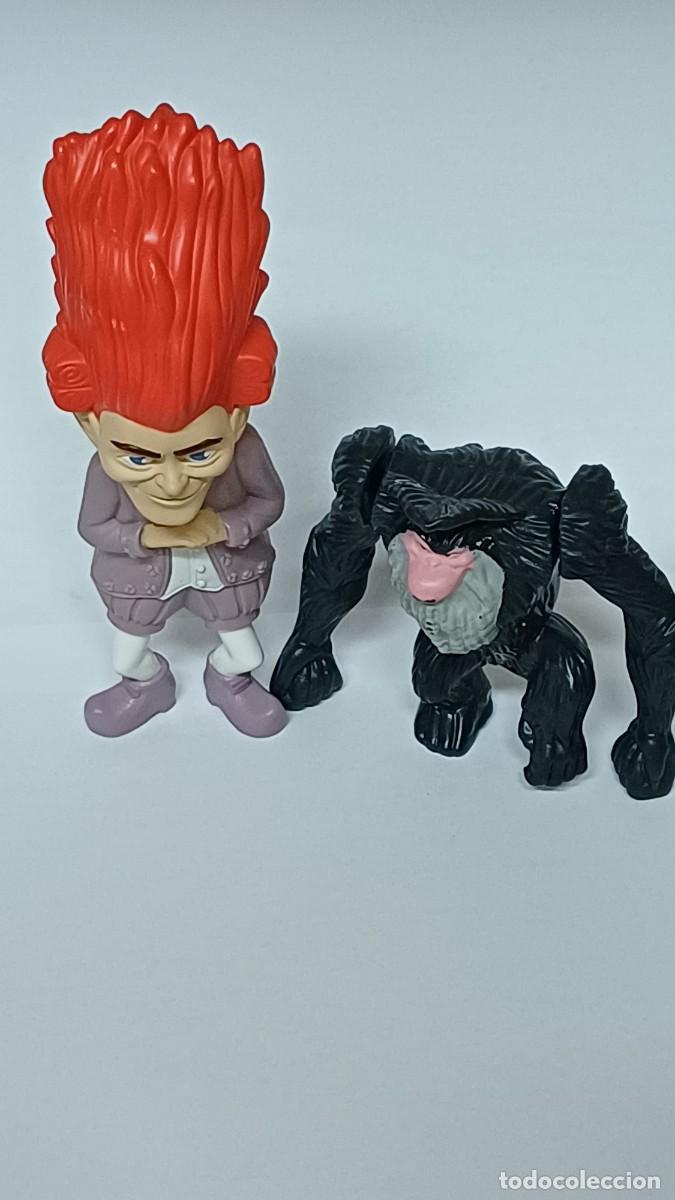 Juguetes antiguos y Juegos de colecci&oacute;n: 2 FIGURAS Mc DONALD'S : CAPITAN TRIPA A&Ntilde;O 2012 - SHREK EL VILLANO A&Ntilde;O 2010